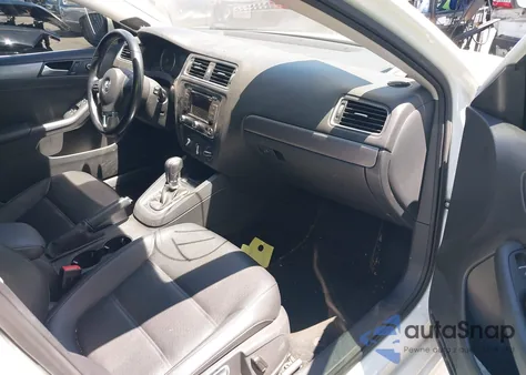 2014 Volkswagen Jetta 2.0L Tdi z USA, uszkodzony, nr VIN 3VWLL7AJ8EM438545